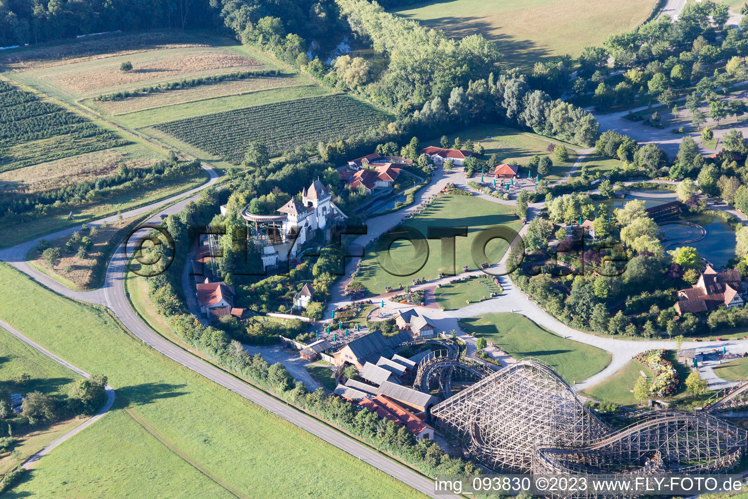 Cleebronn, Tripsdrill Erlebnispark im Bundesland Baden-Württemberg, Deutschland aus der Luft