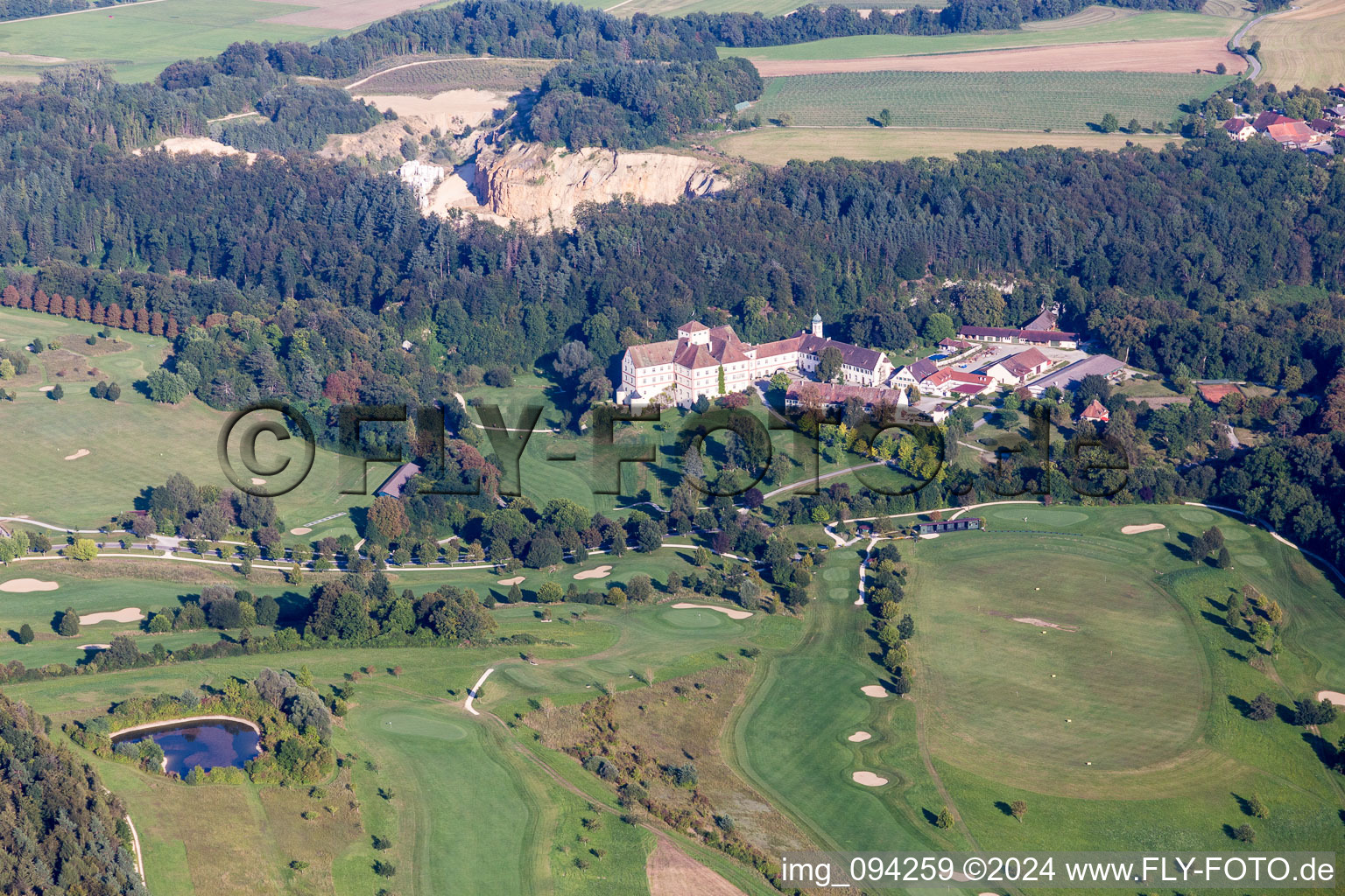 Luftbild von Gelände des Golfplatz Schloss Langenstein - Der Country Club im Ortsteil Orsingen in Orsingen-Nenzingen im Bundesland Baden-Württemberg, Deutschland