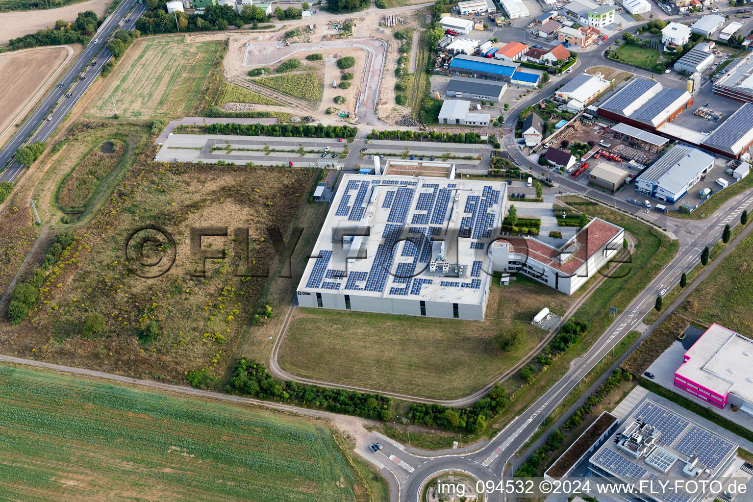 Schrägluftbild von Rülzheim im Bundesland Rheinland-Pfalz, Deutschland