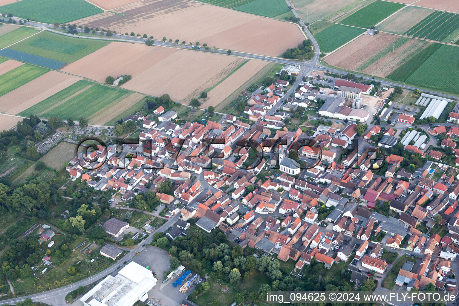 Hochstadt im Bundesland Rheinland-Pfalz, Deutschland aus der Luft betrachtet