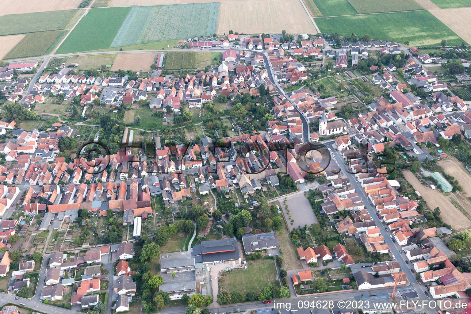 Luftbild von Ottersheim bei Landau im Bundesland Rheinland-Pfalz, Deutschland