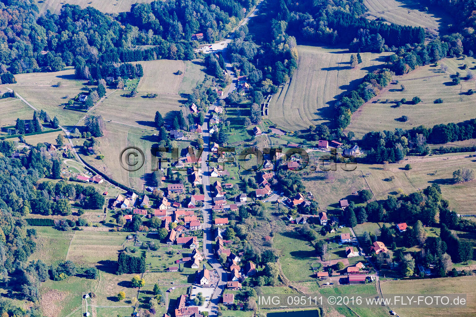Obersteinbach im Bundesland Bas-Rhin, Frankreich von oben