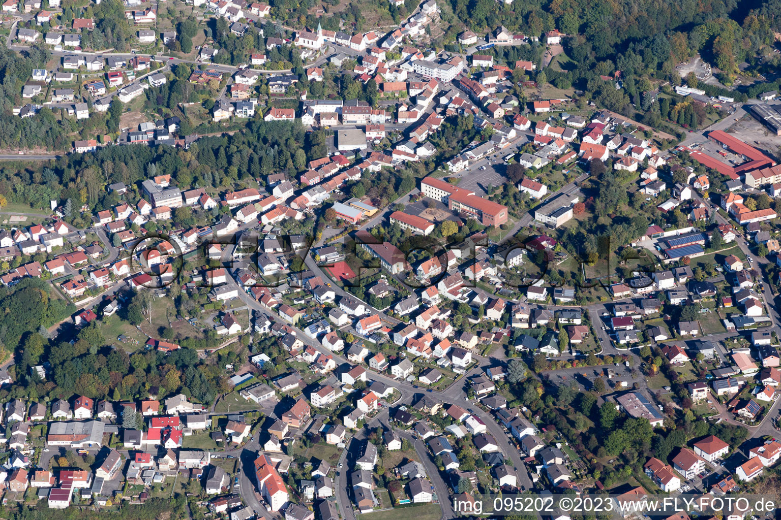 Luftbild von Erlenbrunn im Bundesland Rheinland-Pfalz, Deutschland