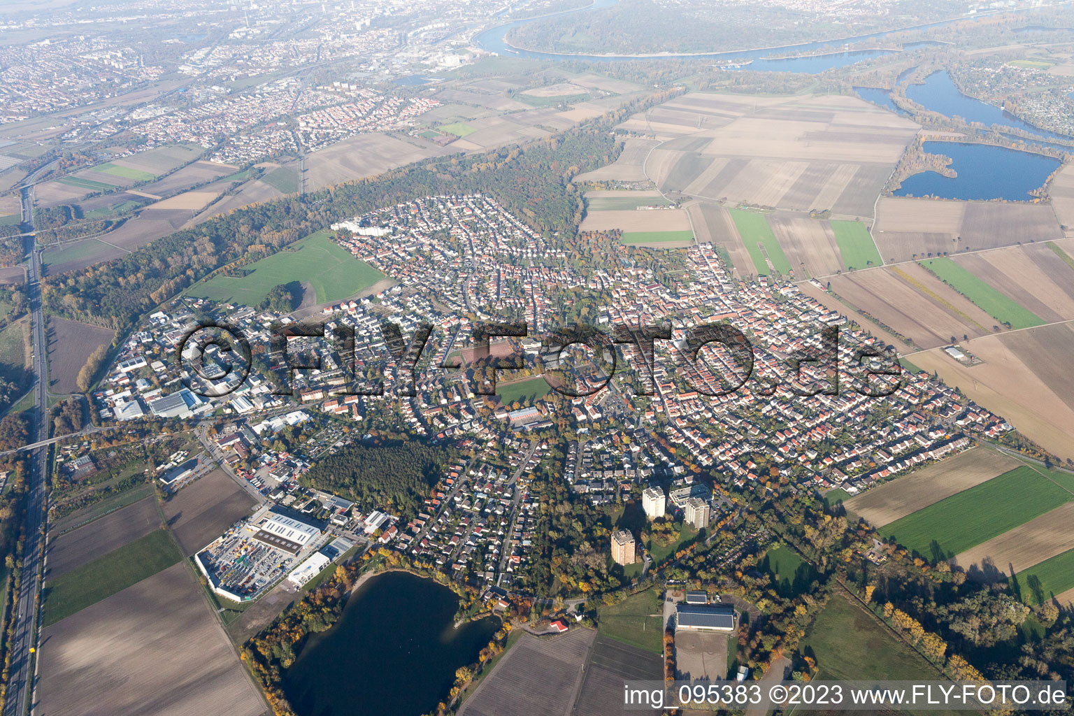 Neuhofen im Bundesland Rheinland-Pfalz, Deutschland aus der Luft