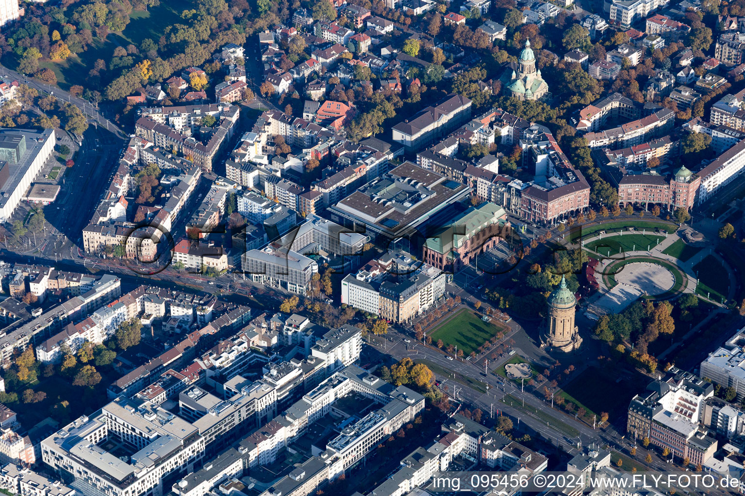 Wasserturm, Augustaanlage im Ortsteil Innenstadt in Mannheim im Bundesland Baden-Württemberg, Deutschland