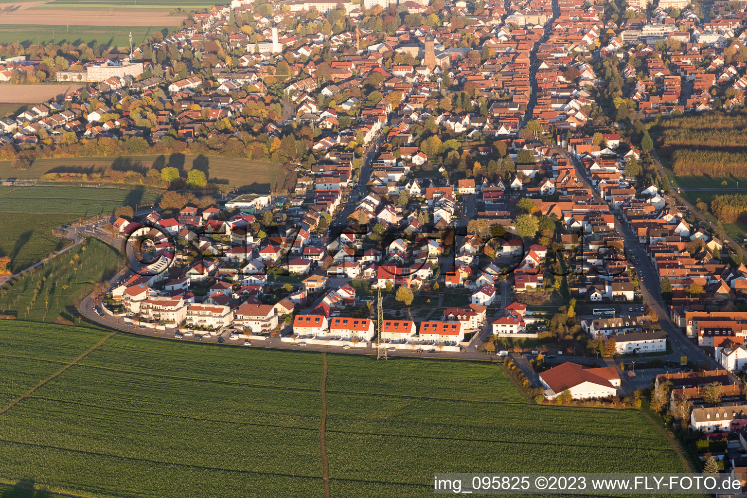 Luftaufnahme von Kandel, Höhenweg im Bundesland Rheinland-Pfalz, Deutschland