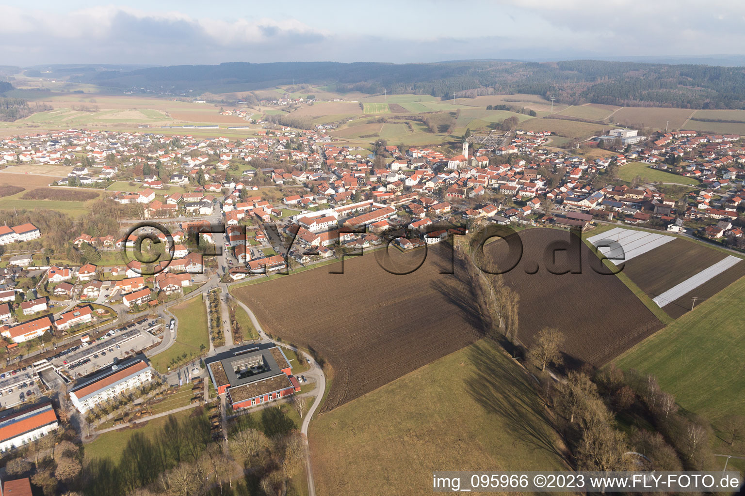 Bad Birnbach im Bundesland Bayern, Deutschland von der Drohne aus gesehen