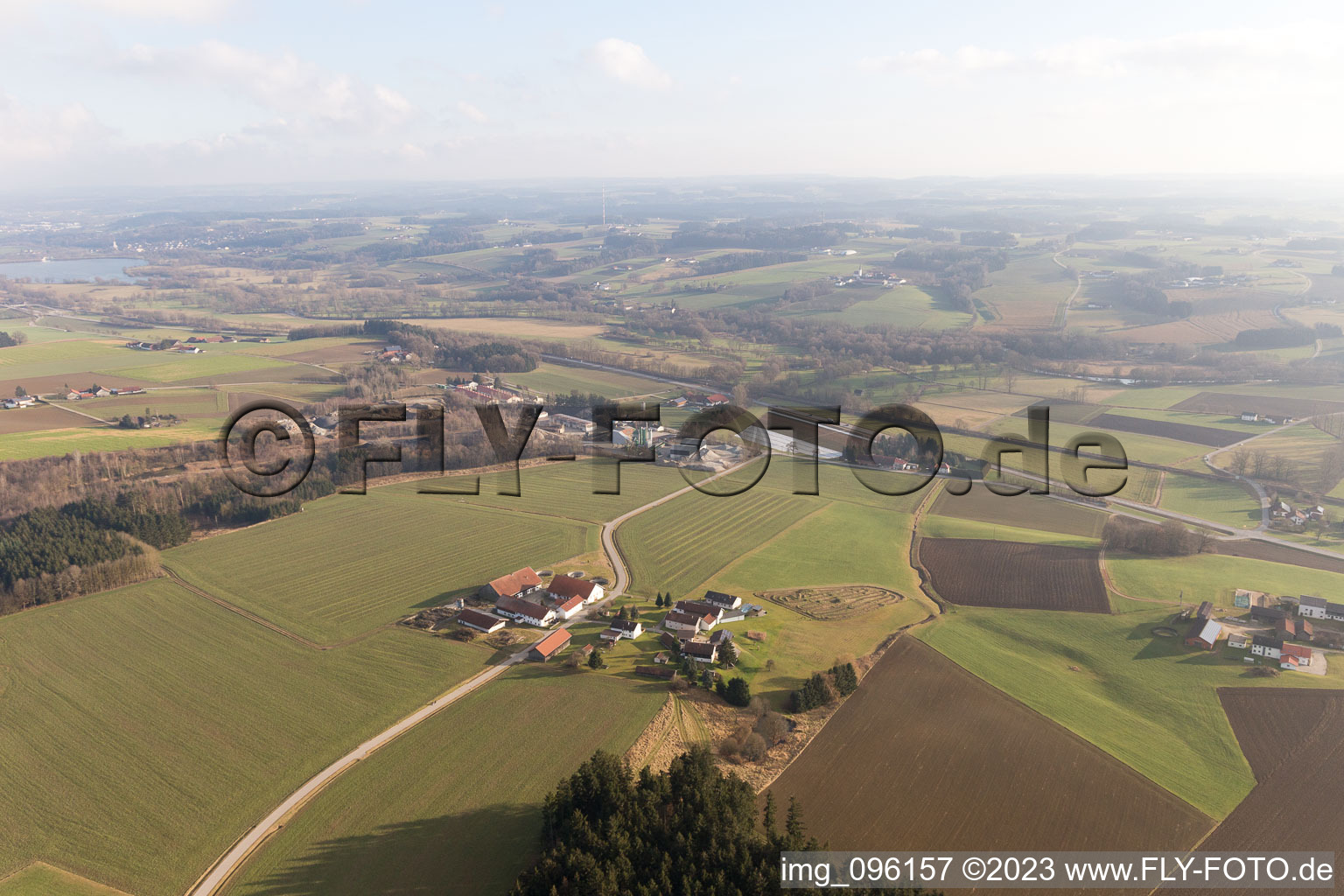 Luftbild von MAX Streicher Bauunternehmung in Hebertsfelden im Bundesland Bayern, Deutschland