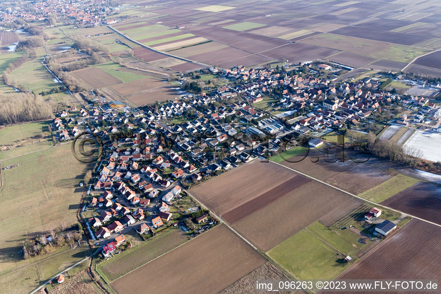 Knittelsheim im Bundesland Rheinland-Pfalz, Deutschland aus der Luft