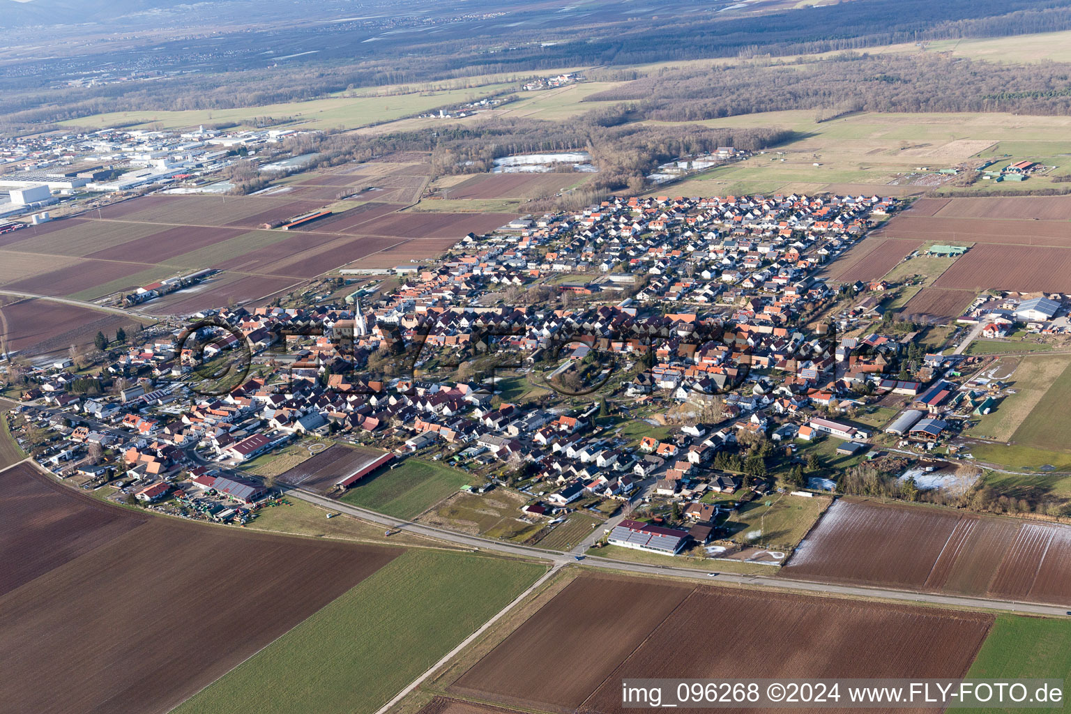 Drohnenaufname von Ortsteil Ottersheim in Ottersheim bei Landau im Bundesland Rheinland-Pfalz, Deutschland