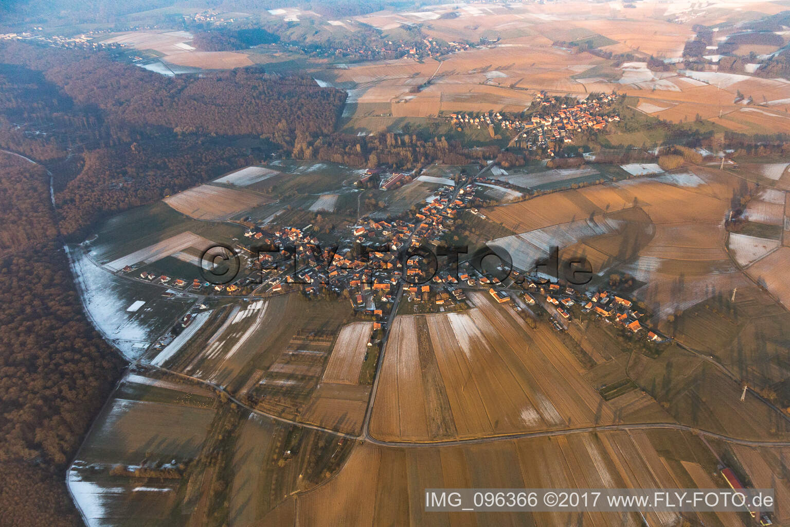 Luftaufnahme von Memmelshoffen im Bundesland Bas-Rhin, Frankreich