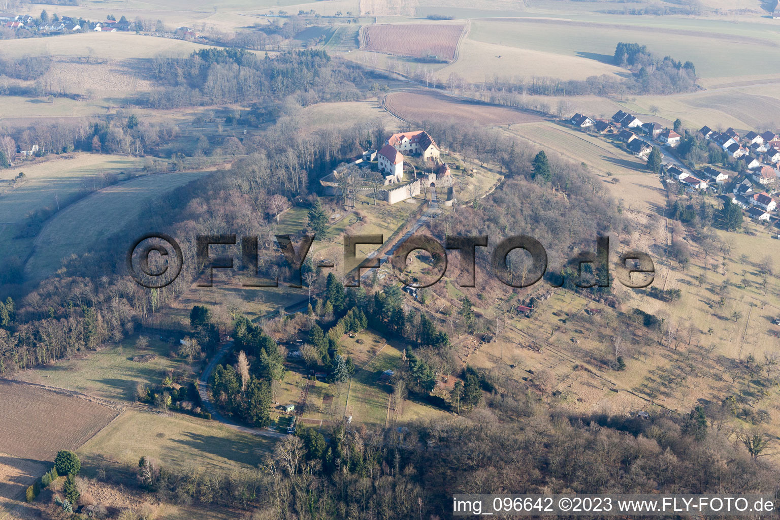 Luftbild von Reichelsheim, Burg Reichelsheim im Bundesland Hessen, Deutschland