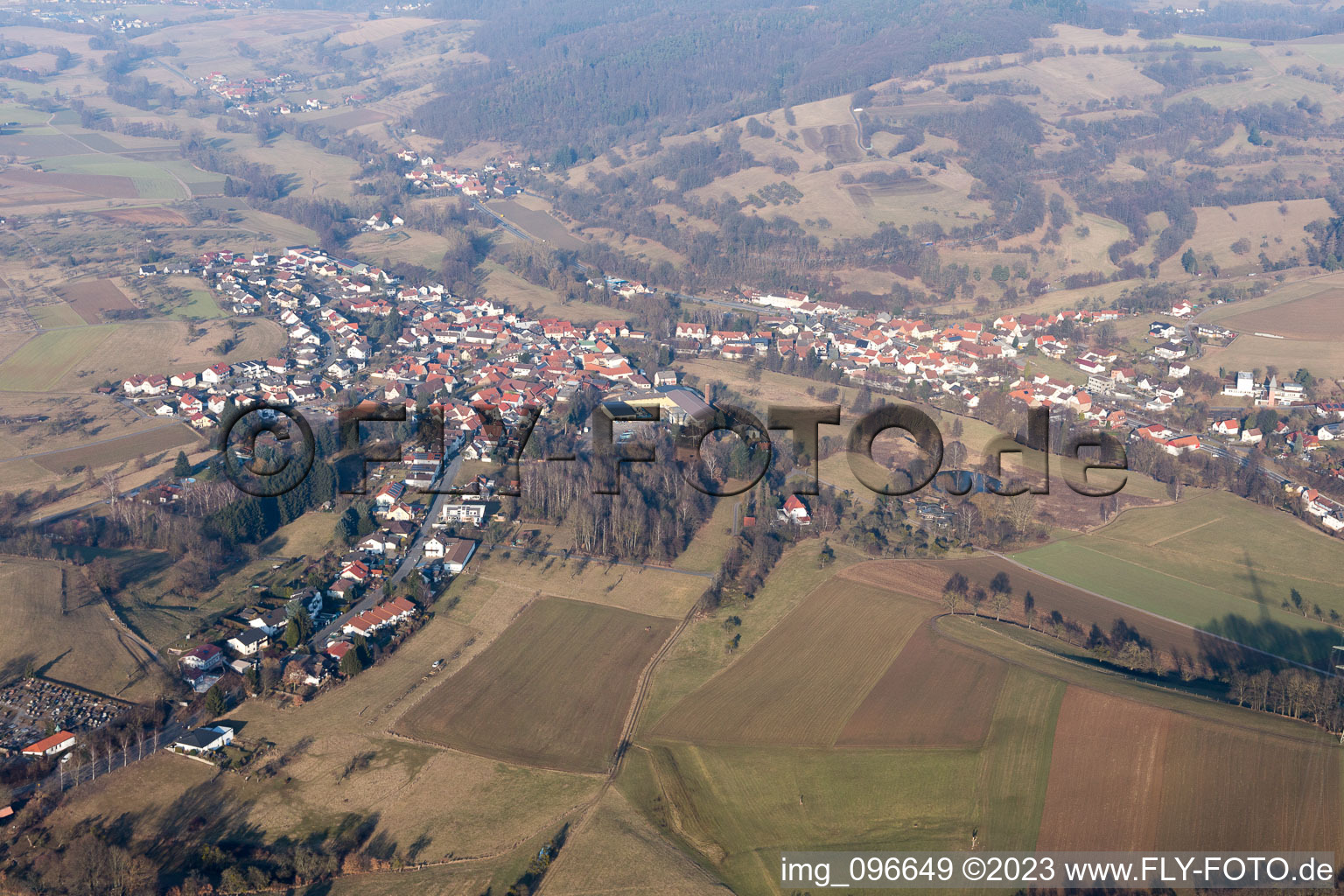 Schrägluftbild von Reichelsheim im Bundesland Hessen, Deutschland