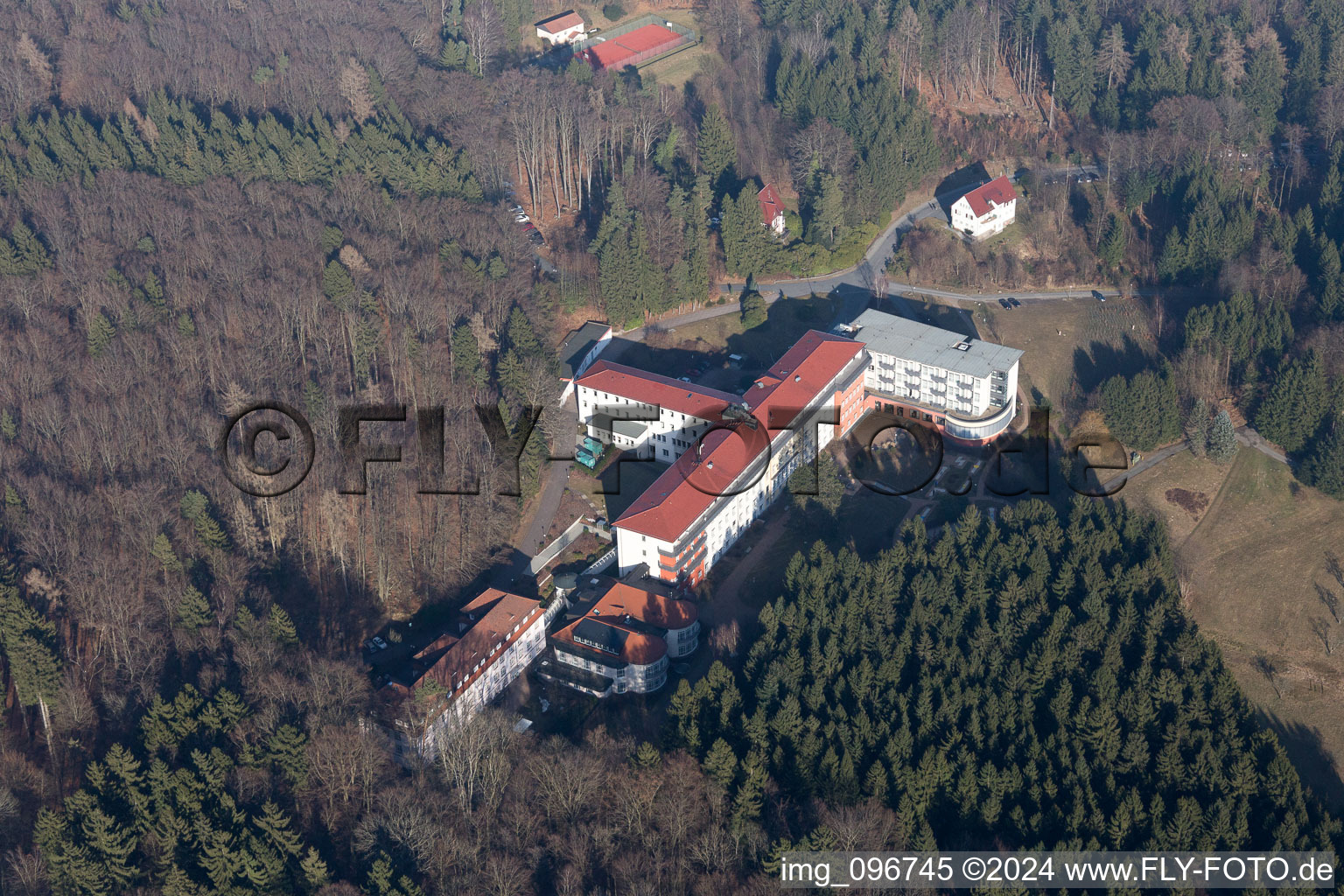 Klinikgelände des Krankenhauses Eleonoren-Klinik in Lindenfels im Bundesland Hessen, Deutschland