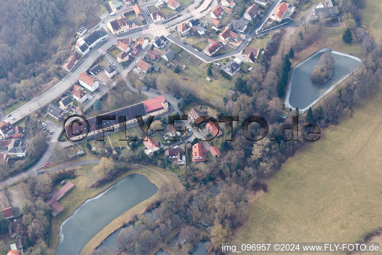 Lauterbourg im Bundesland Bas-Rhin, Frankreich von einer Drohne aus