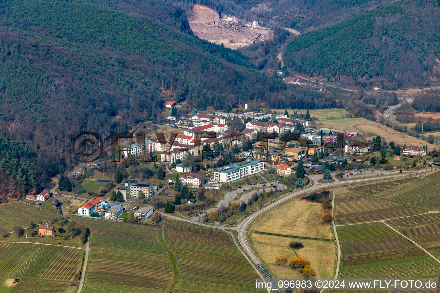 Pfalzklinik in Klingenmünster im Bundesland Rheinland-Pfalz, Deutschland