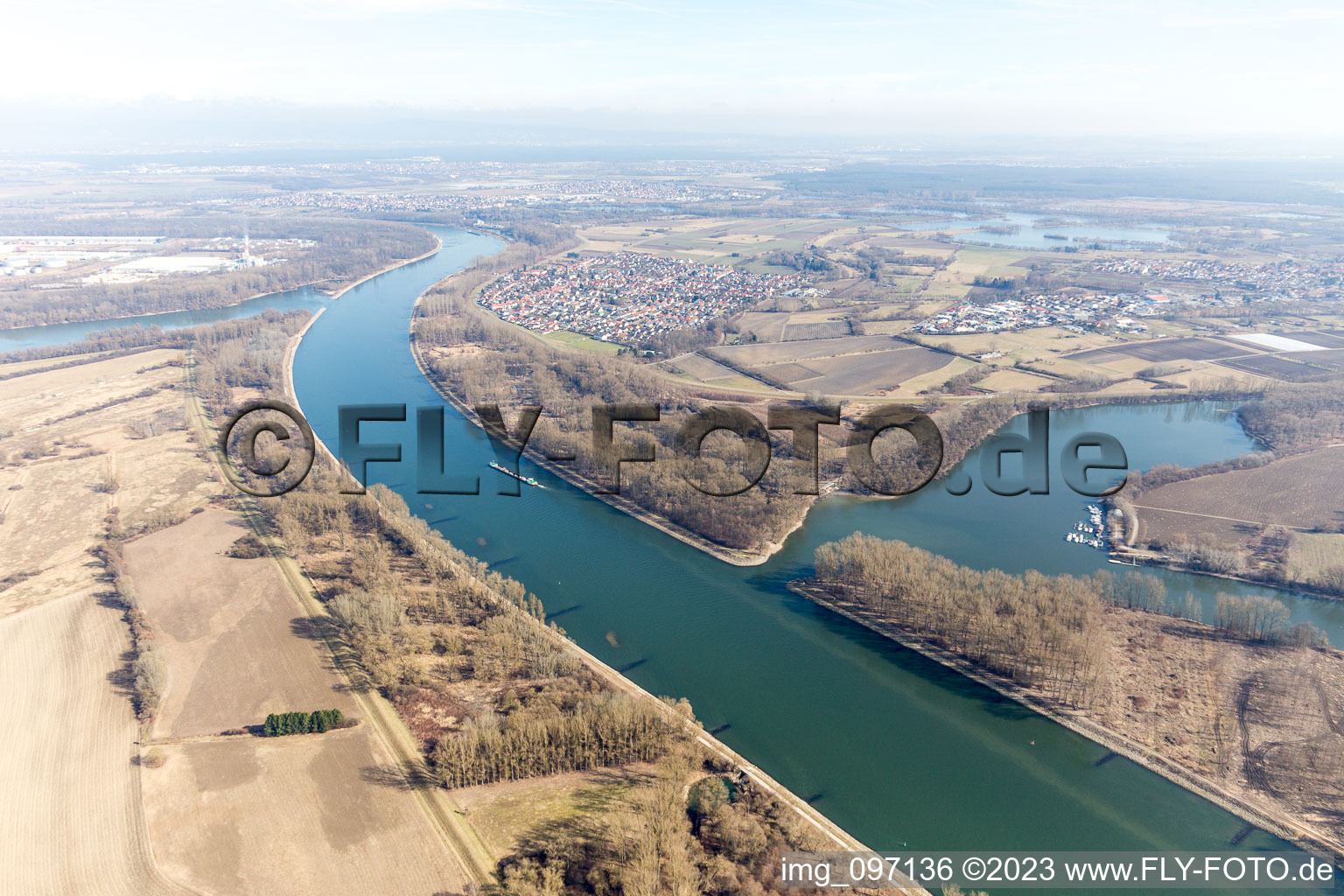 Luftbild von Ortsteil Rheinhausen in Oberhausen-Rheinhausen im Bundesland Baden-Württemberg, Deutschland