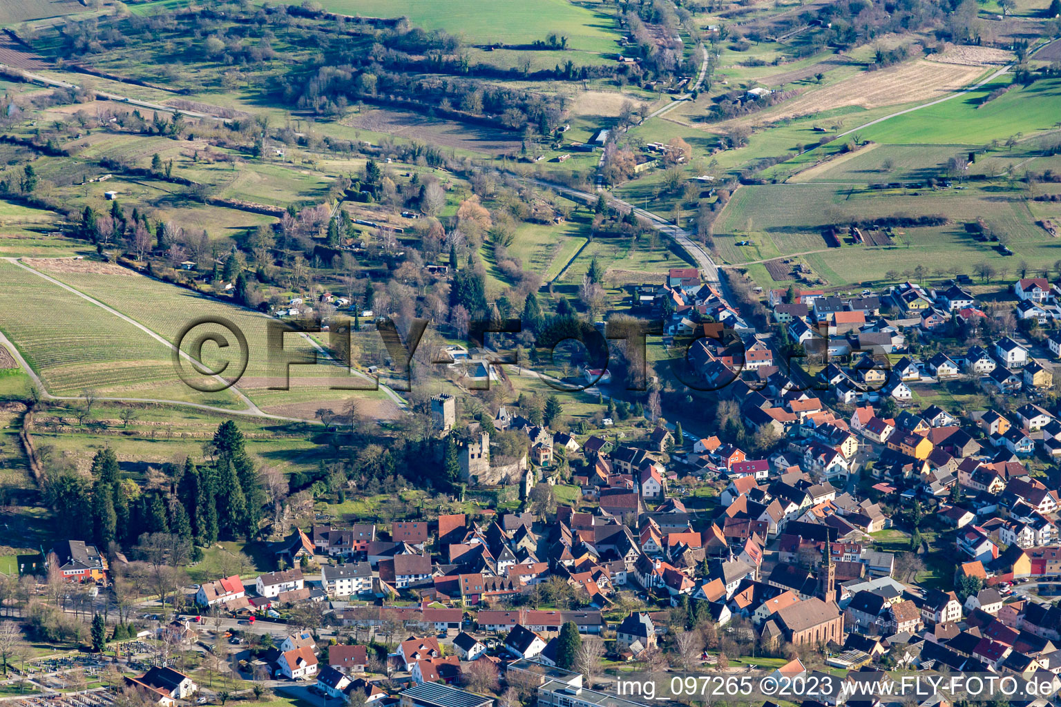 Luftbild von Schloss Obergrombach in Bruchsal im Bundesland Baden-Württemberg, Deutschland