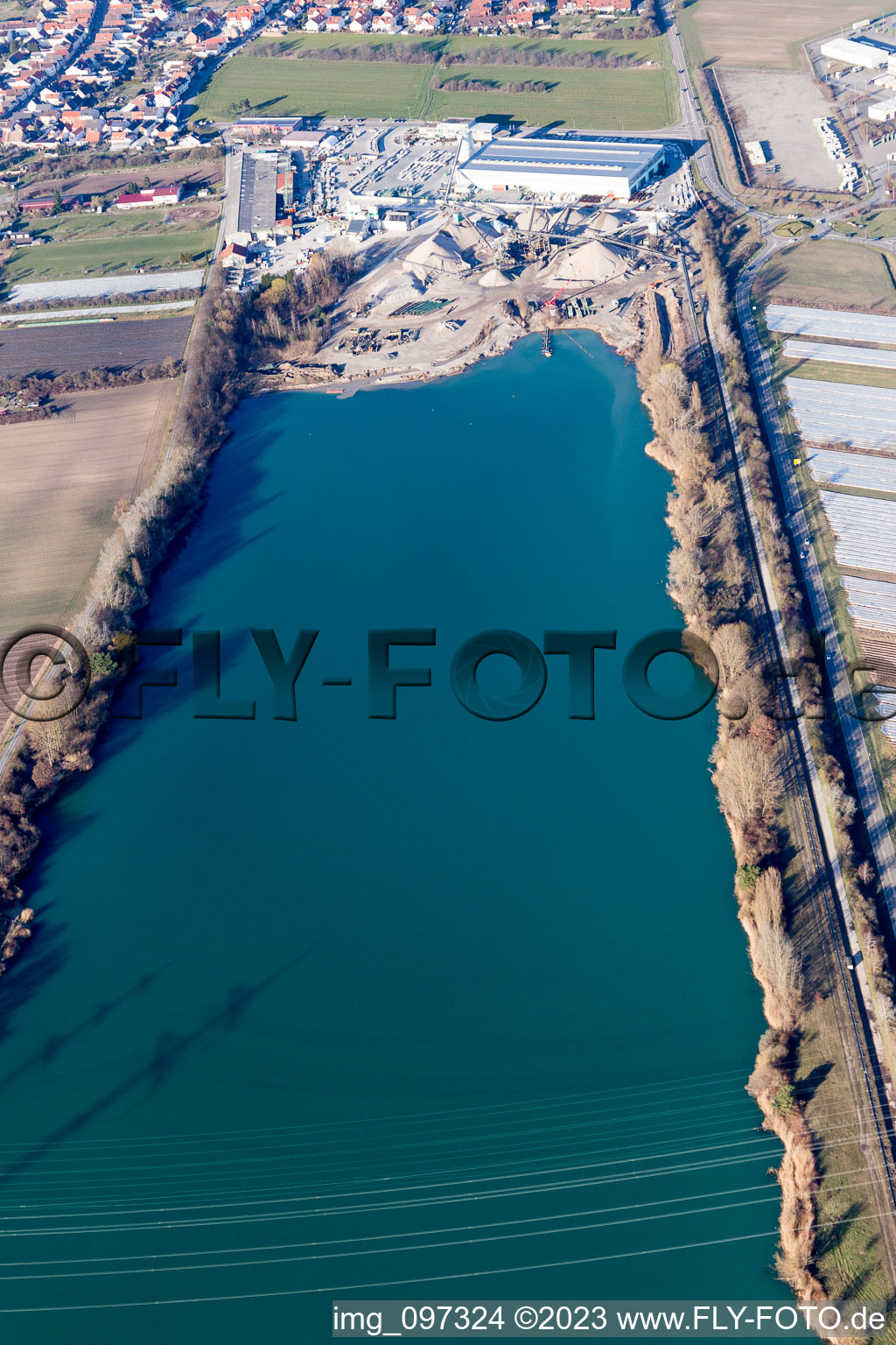 Hambrücken im Bundesland Baden-Württemberg, Deutschland von der Drohne aus gesehen