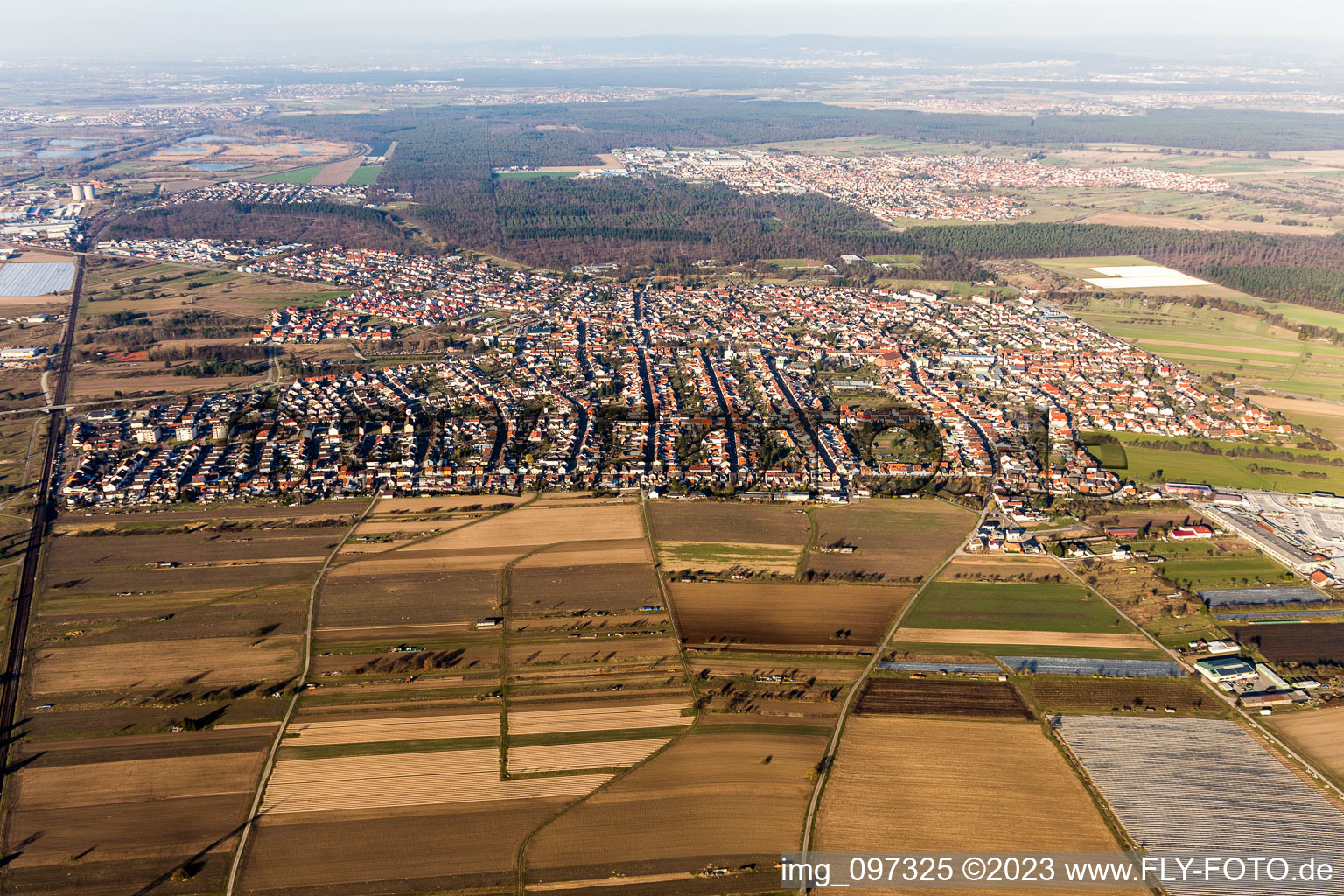 Wiesental im Bundesland Baden-Württemberg, Deutschland von der Drohne aus gesehen