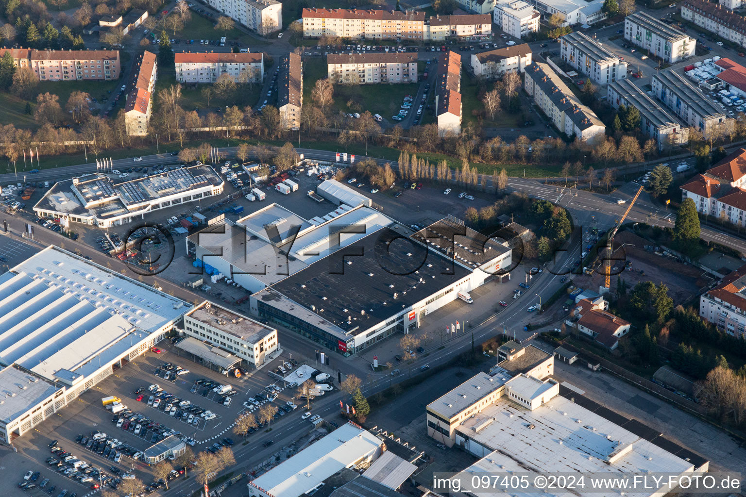 Industriegebiet Nord in Landau in der Pfalz im Bundesland Rheinland-Pfalz, Deutschland von der Drohne aus gesehen