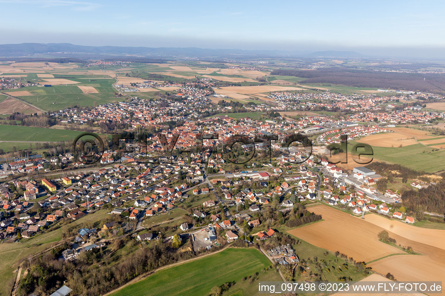Luftaufnahme von Niedermodern im Bundesland Bas-Rhin, Frankreich