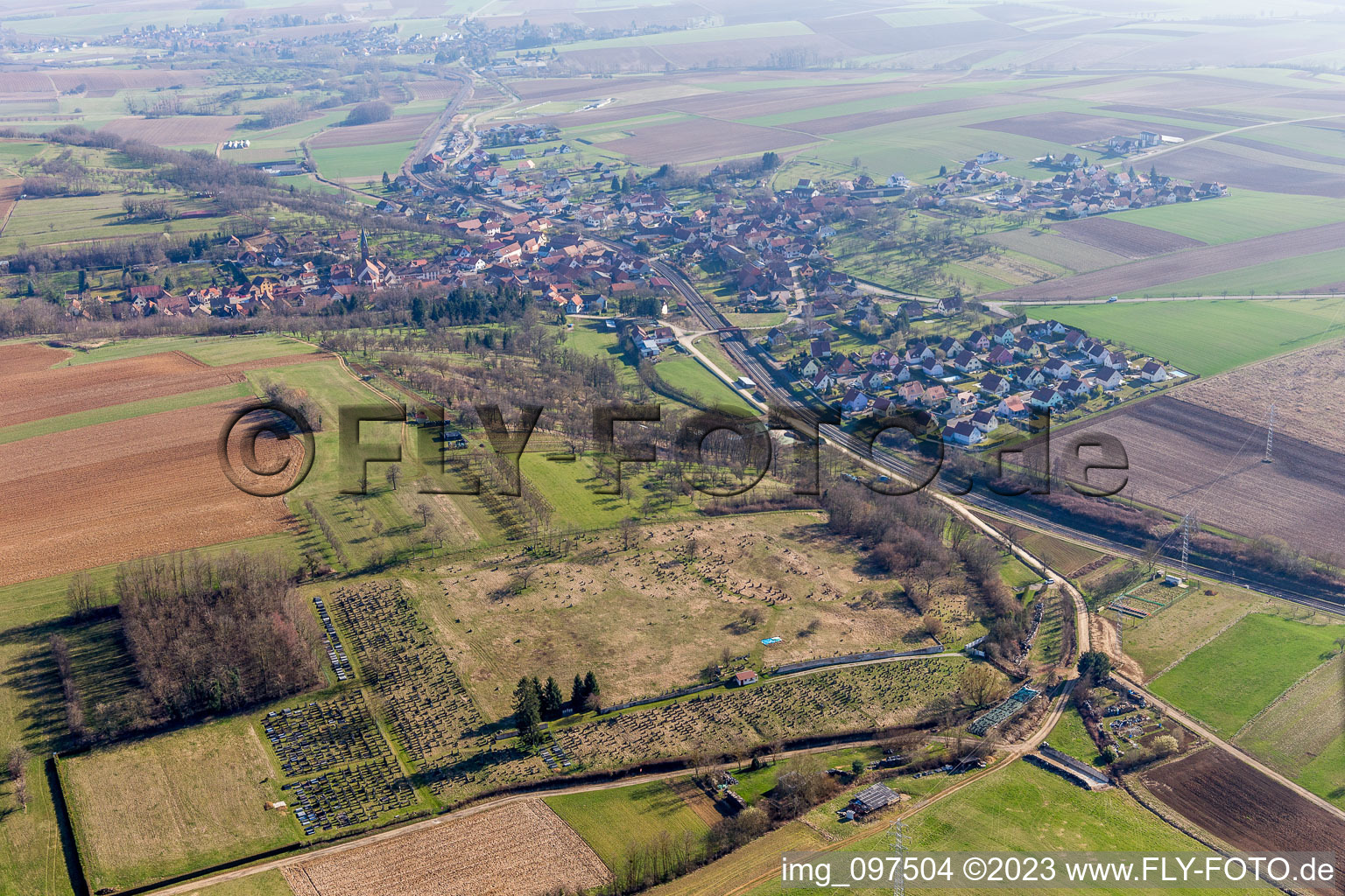 Luftaufnahme von Val-de-Moder im Bundesland Bas-Rhin, Frankreich