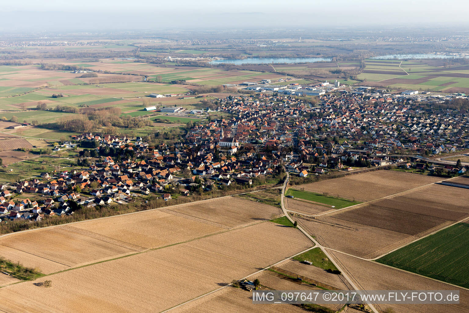Luftbild von Weyersheim im Bundesland Bas-Rhin, Frankreich