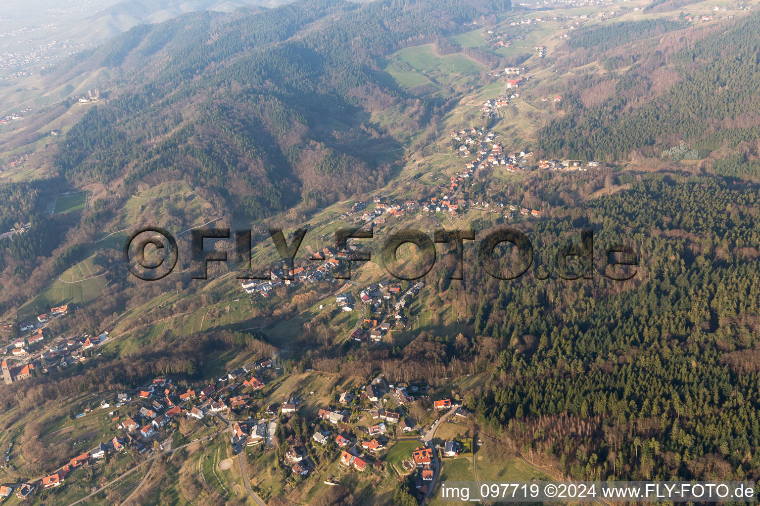 Laubachtal im Ortsteil Neusatz in Bühl im Bundesland Baden-Württemberg, Deutschland