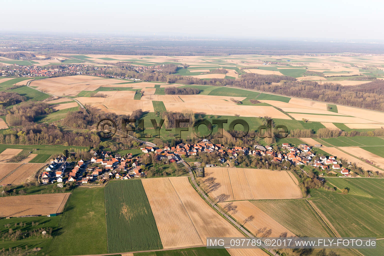 Luftaufnahme von Ingolsheim im Bundesland Bas-Rhin, Frankreich
