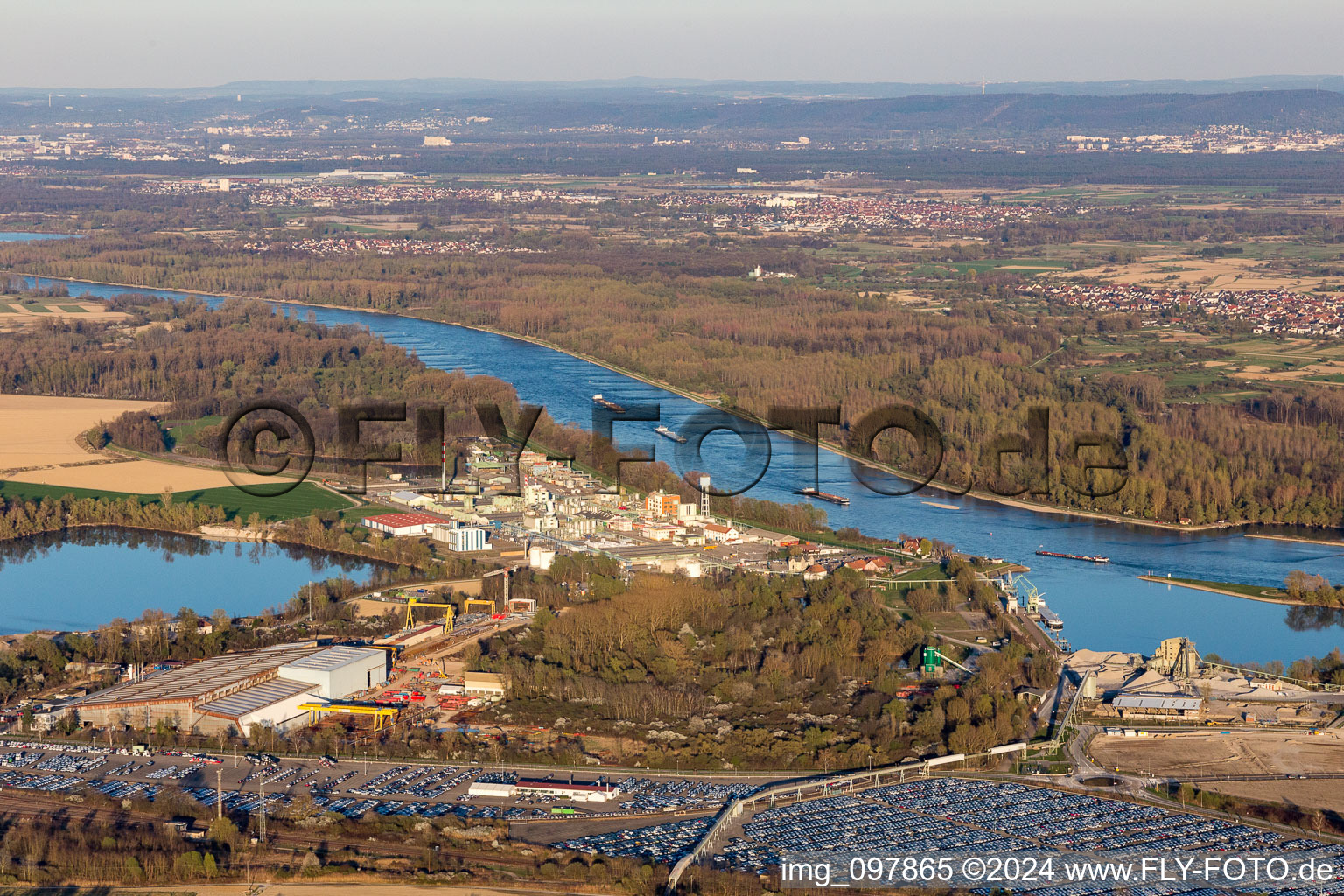 Luftbild von Lauterbourg im Bundesland Bas-Rhin, Frankreich