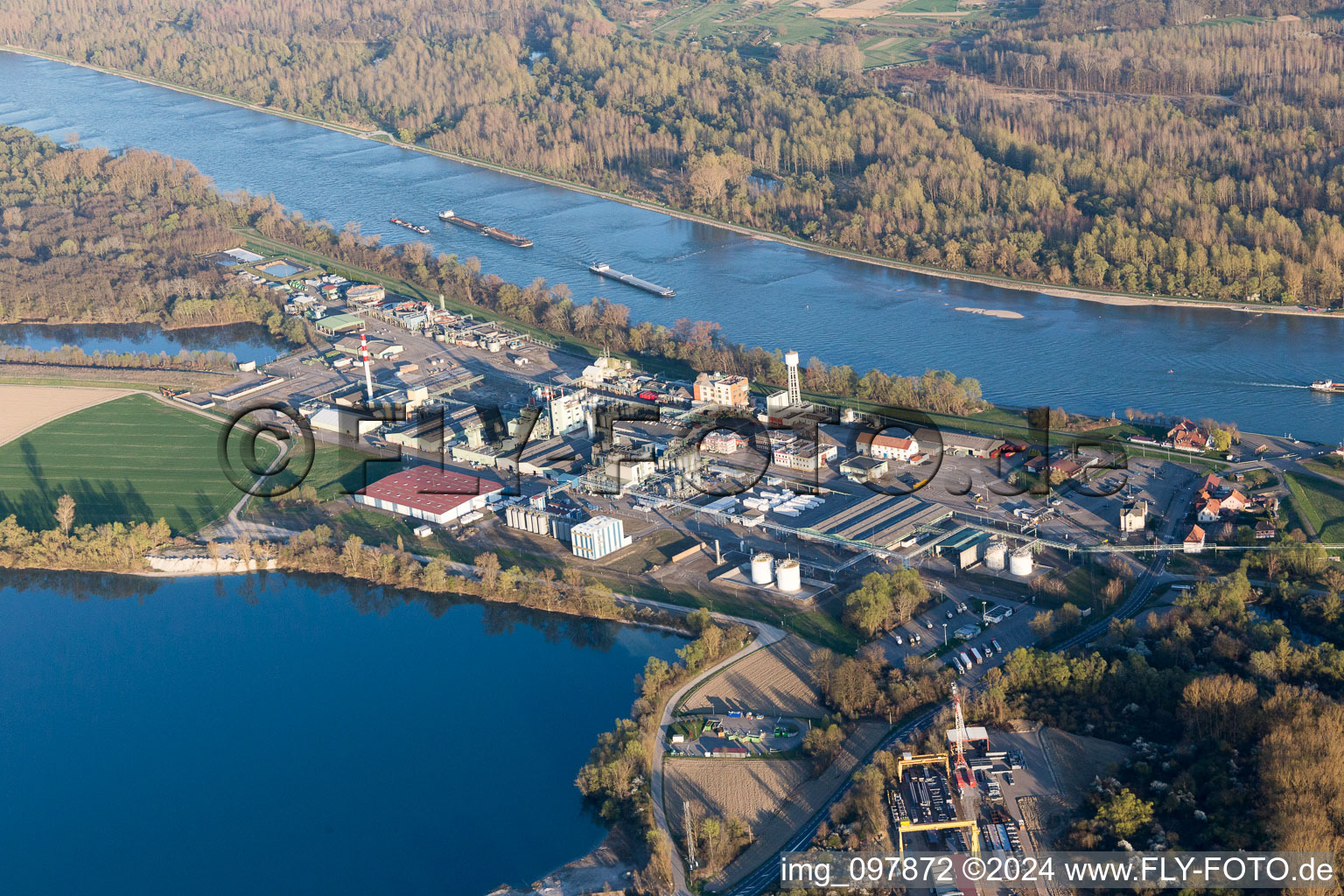 Lauterbourg im Bundesland Bas-Rhin, Frankreich aus der Vogelperspektive