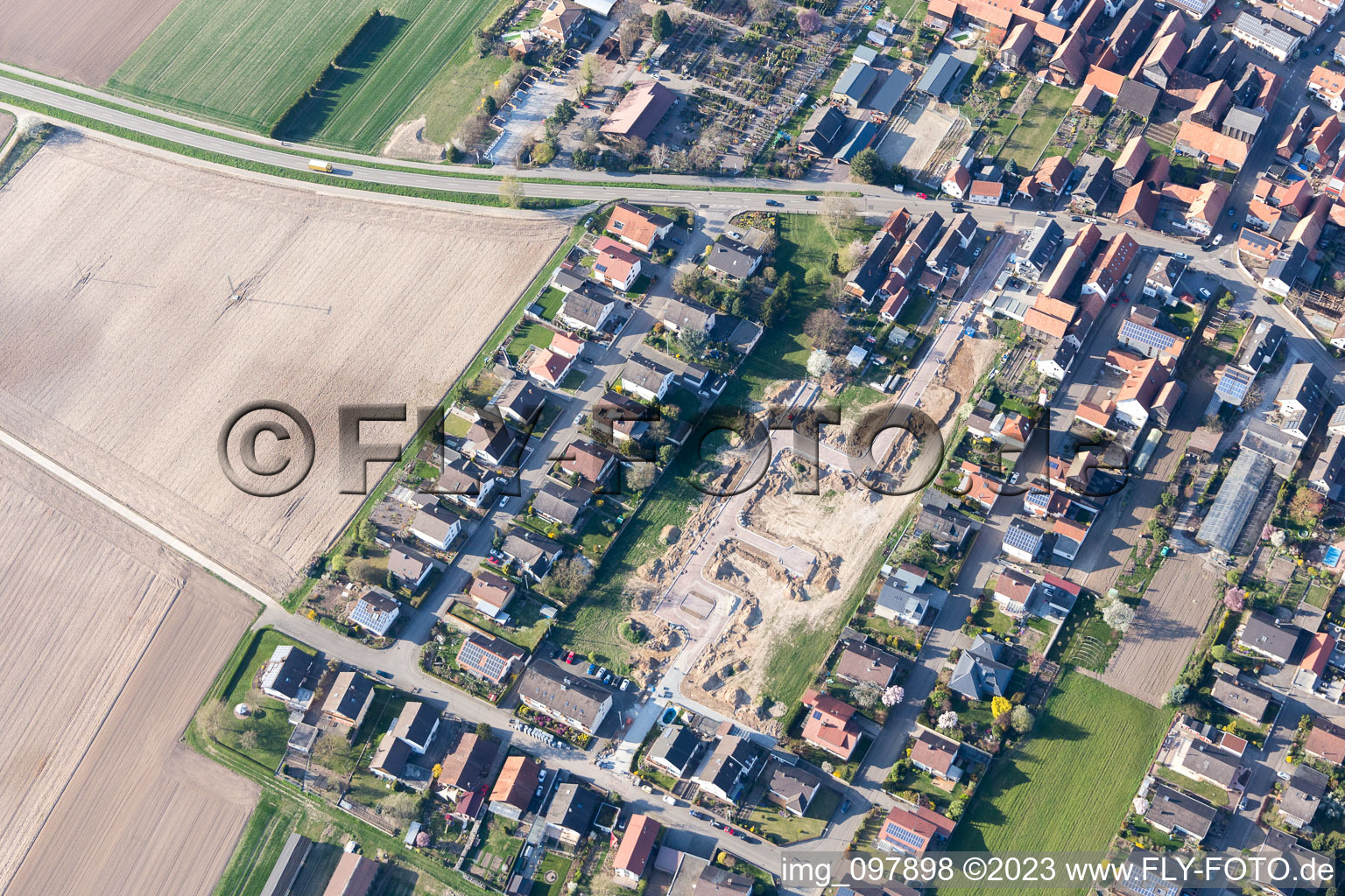 Ortsteil Hayna in Herxheim bei Landau/Pfalz im Bundesland Rheinland-Pfalz, Deutschland von oben gesehen