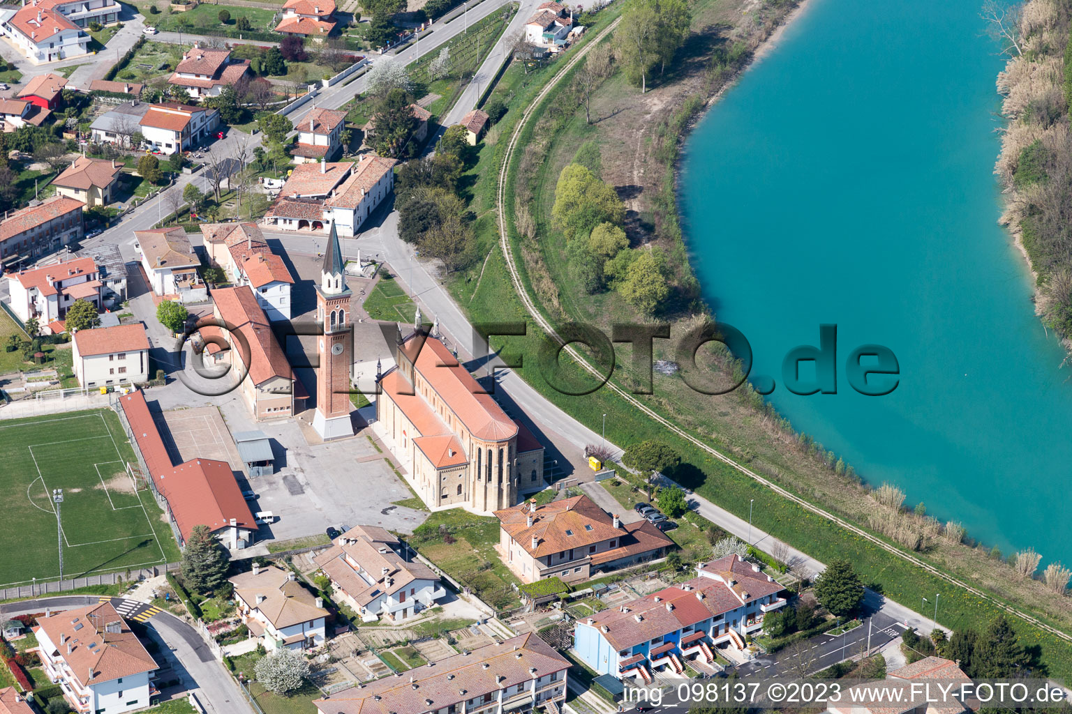 Luftaufnahme von Cesarolo im Bundesland Venetien, Italien