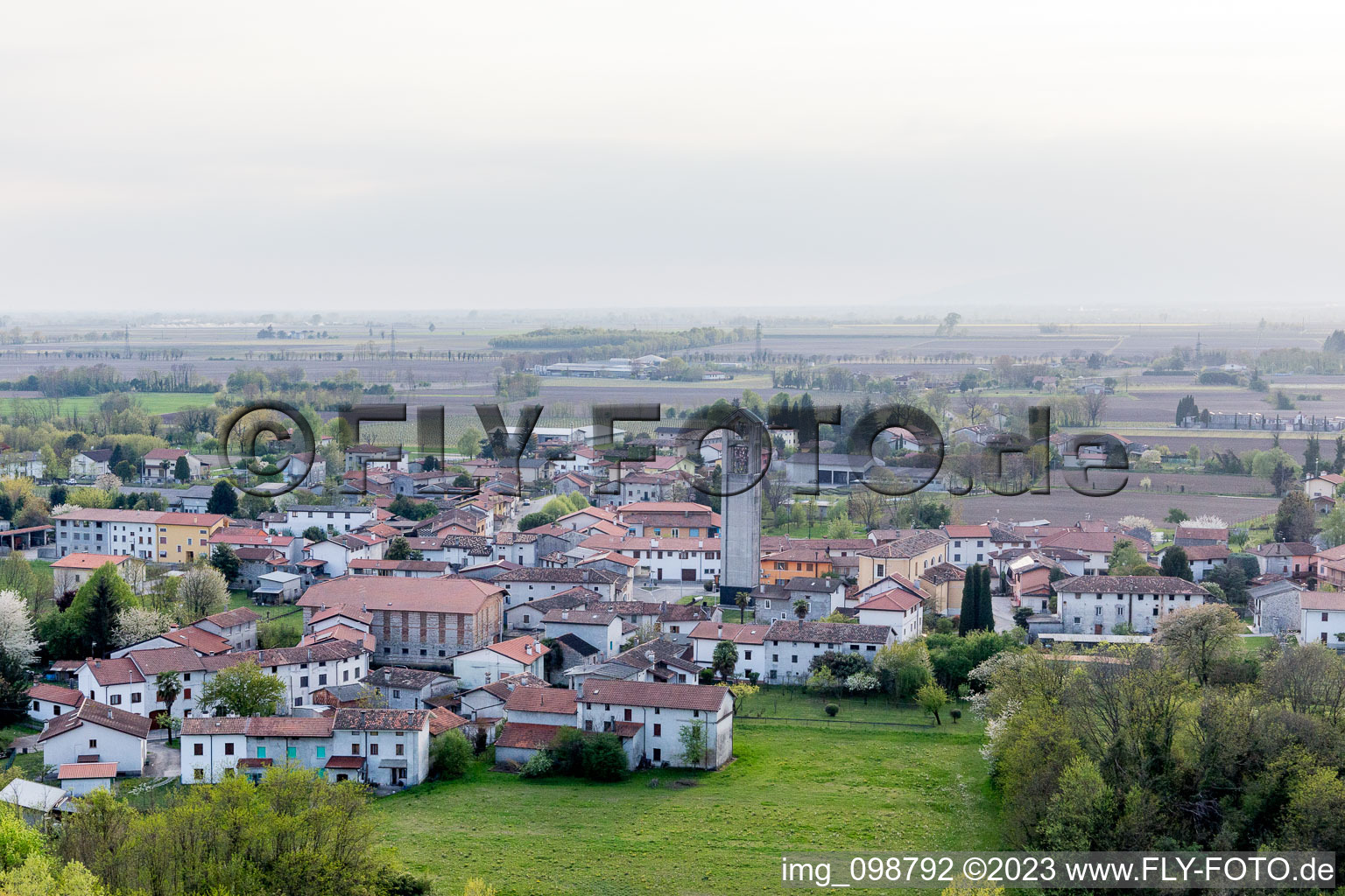 Luftbild von Barbeano im Bundesland Friaul-Julisch Venetien, Italien