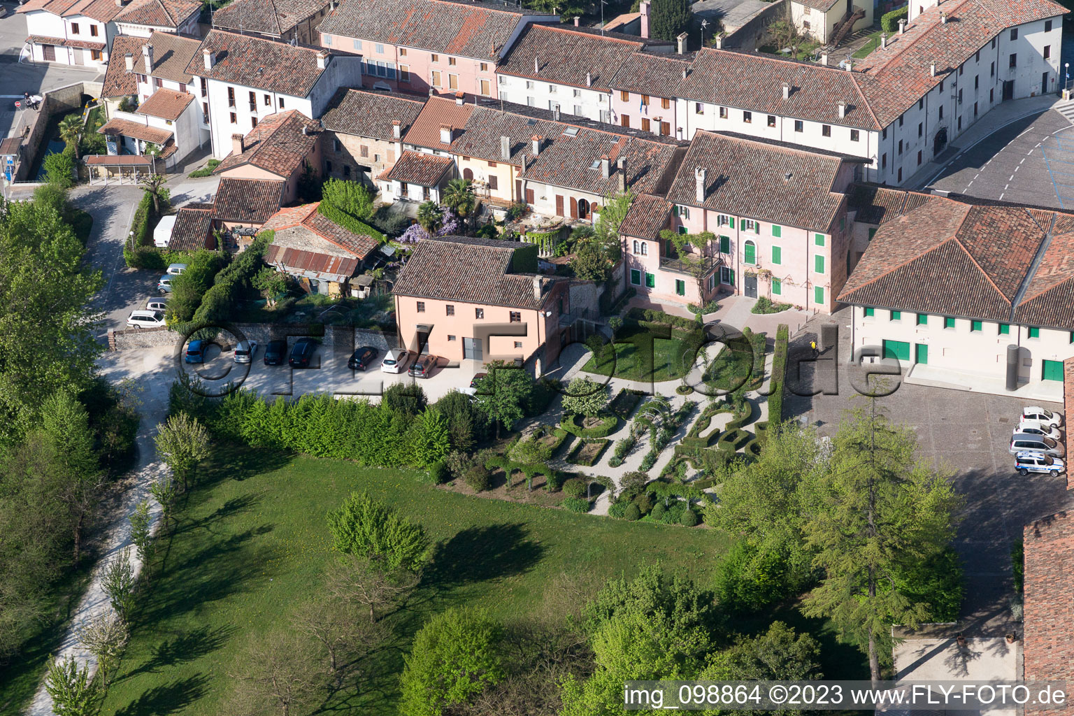 Luftbild von Sesto al Reghena im Bundesland Friaul-Julisch Venetien, Italien