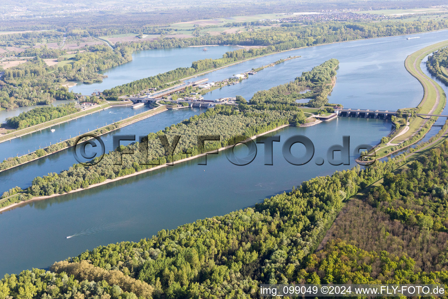 Iffezheim, Schleuse in Roppenheim im Bundesland Bas-Rhin, Frankreich