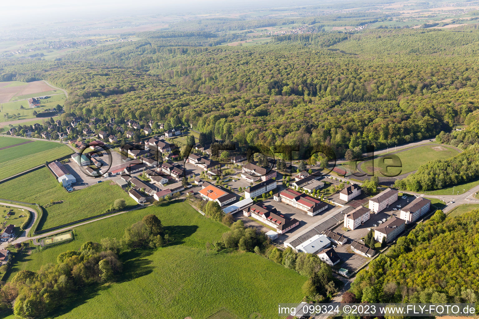 Drachenbronn-Birlenbach im Bundesland Bas-Rhin, Frankreich aus der Vogelperspektive