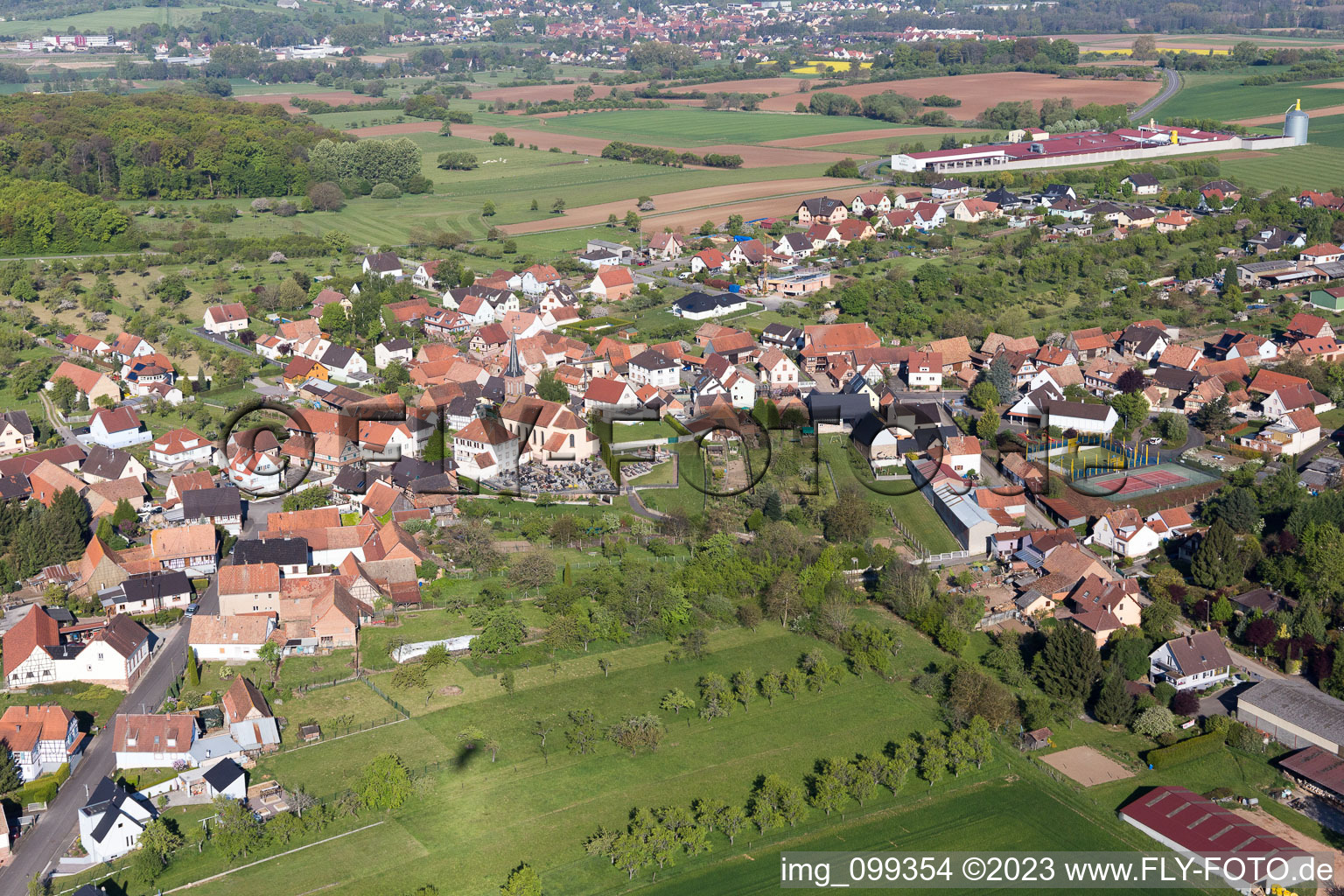 Luftaufnahme von Dieffenbach-lès-Wœrth im Bundesland Bas-Rhin, Frankreich
