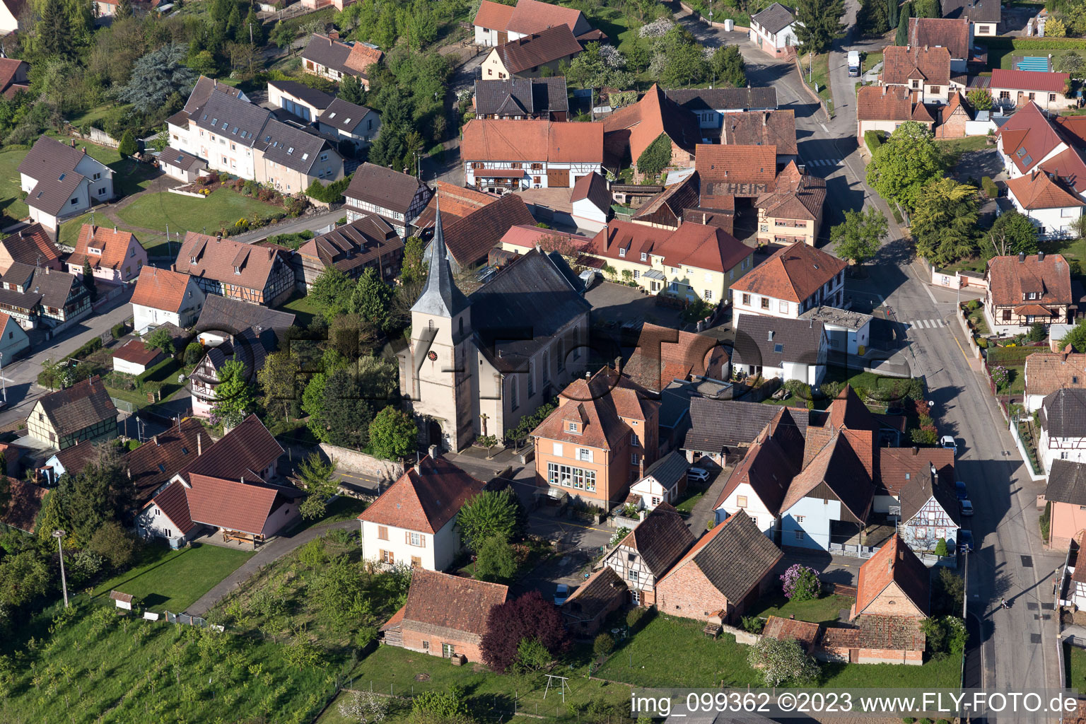 Luftbild von Gunstett im Bundesland Bas-Rhin, Frankreich