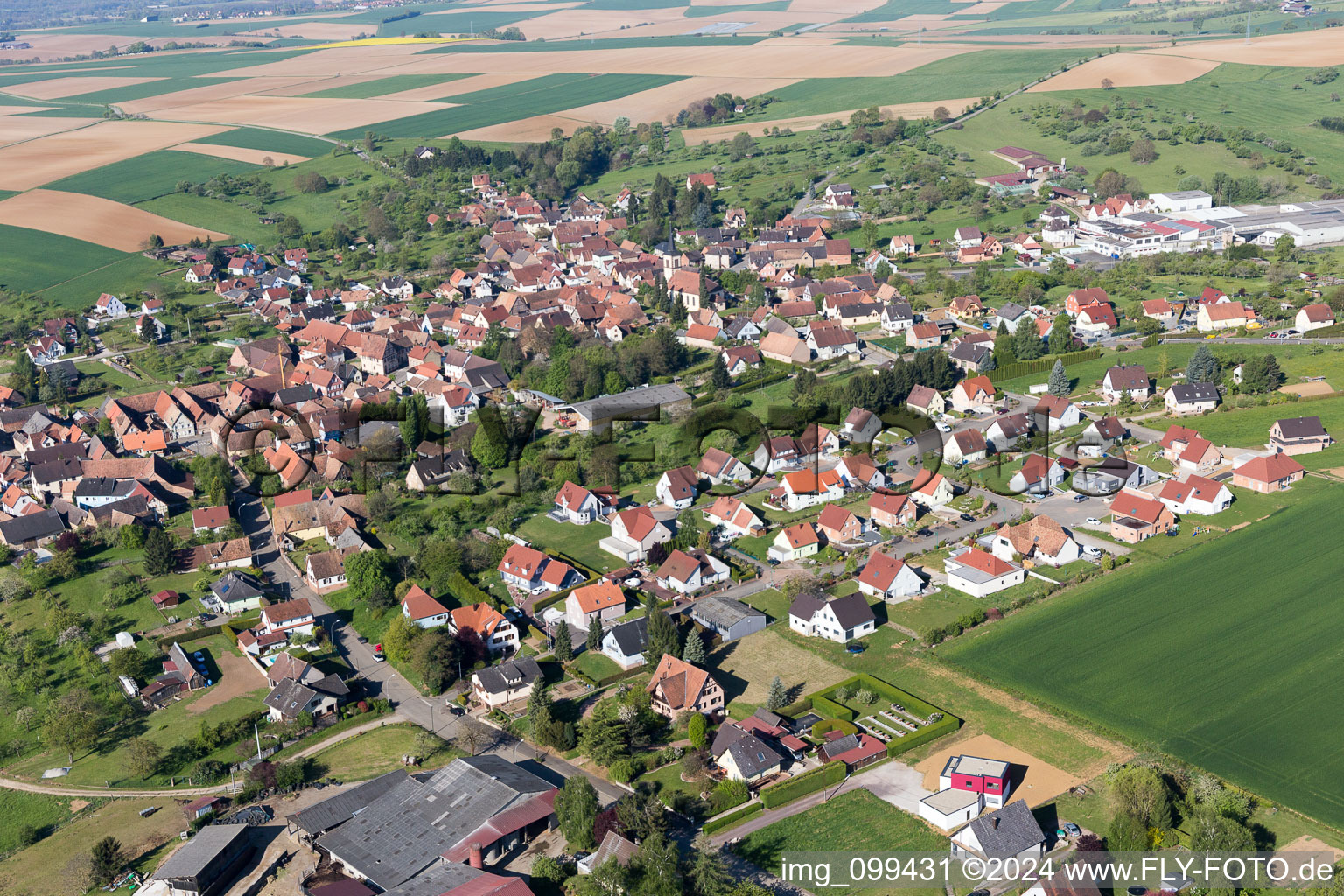 Luftbild von Mietesheim im Bundesland Bas-Rhin, Frankreich