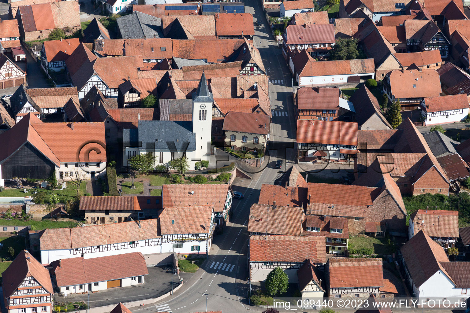 Luftaufnahme von Engwiller im Bundesland Bas-Rhin, Frankreich