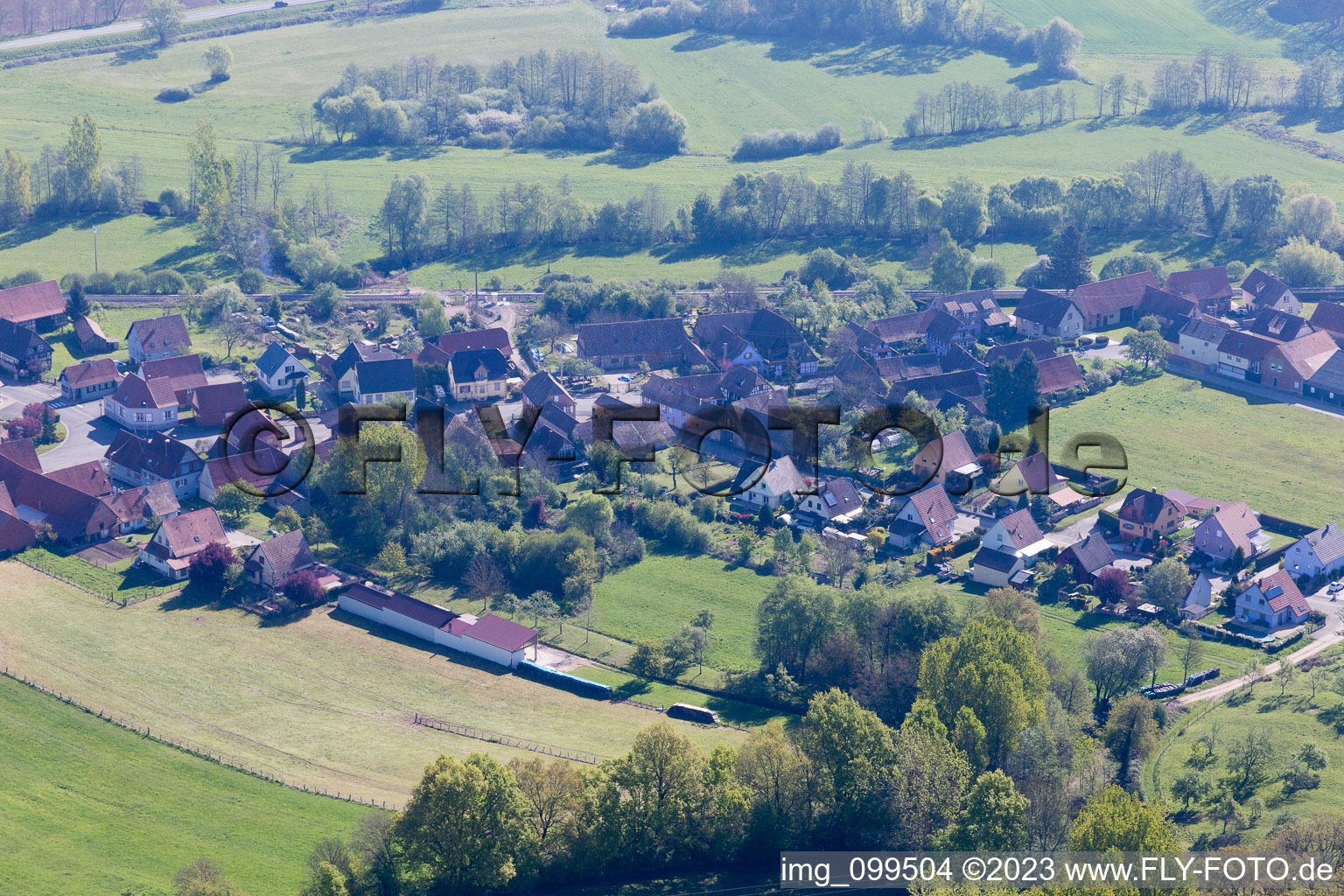 Uttenhoffen im Bundesland Bas-Rhin, Frankreich aus der Vogelperspektive