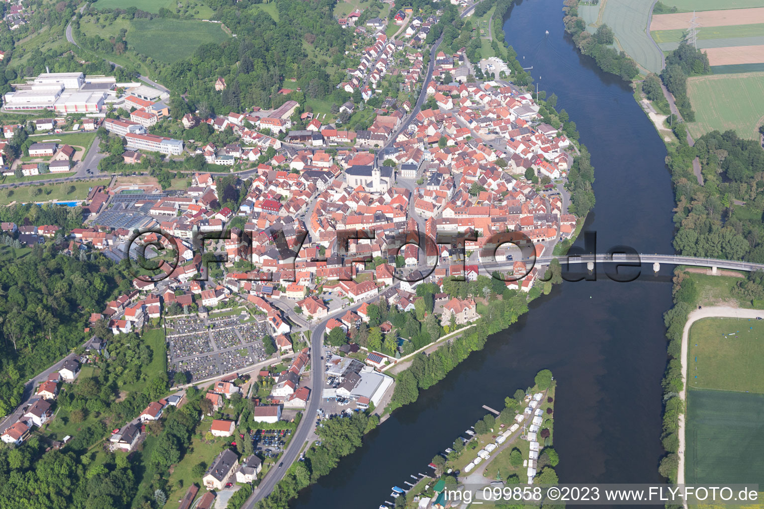 Drohnenbild von Eltmann im Bundesland Bayern, Deutschland