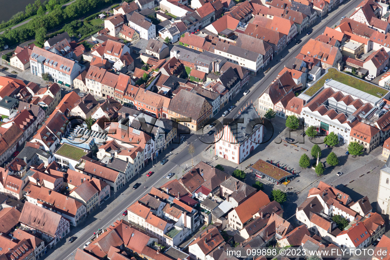 Haßfurt im Bundesland Bayern, Deutschland aus der Drohnenperspektive