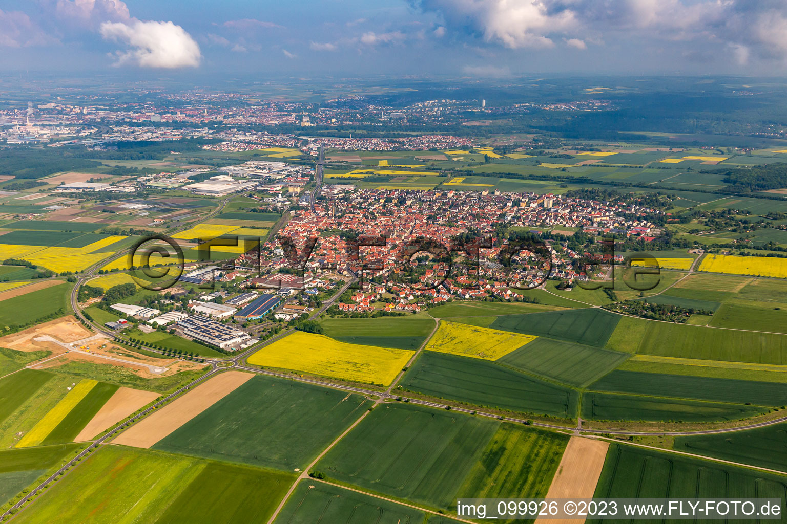 Luftaufnahme von Von Südosten in Gochsheim im Bundesland Bayern, Deutschland