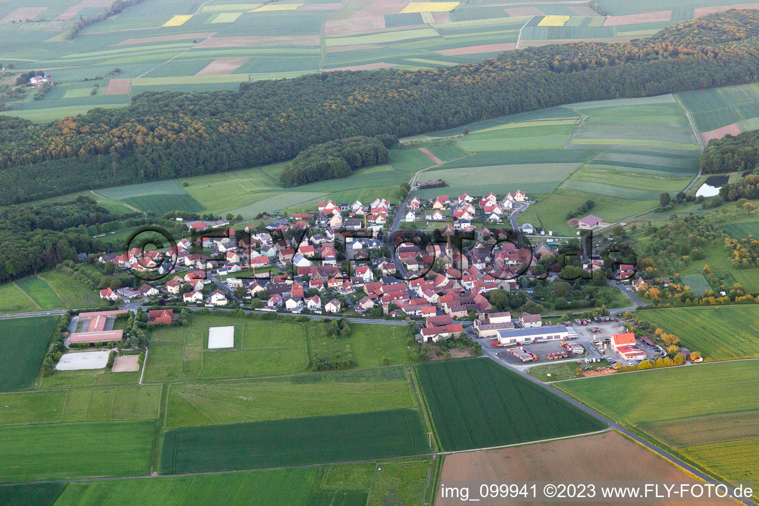 Luftaufnahme von Kaisten im Bundesland Bayern, Deutschland