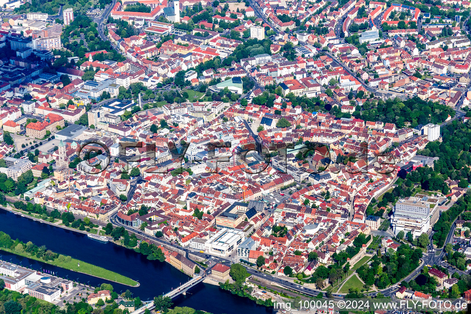 Altstadtbereich und Innenstadtzentrum in Schweinfurt im Bundesland Bayern, Deutschland