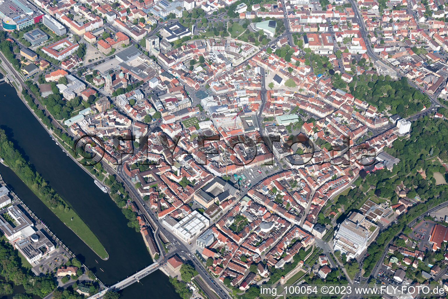 Luftbild von Schweinfurt im Bundesland Bayern, Deutschland