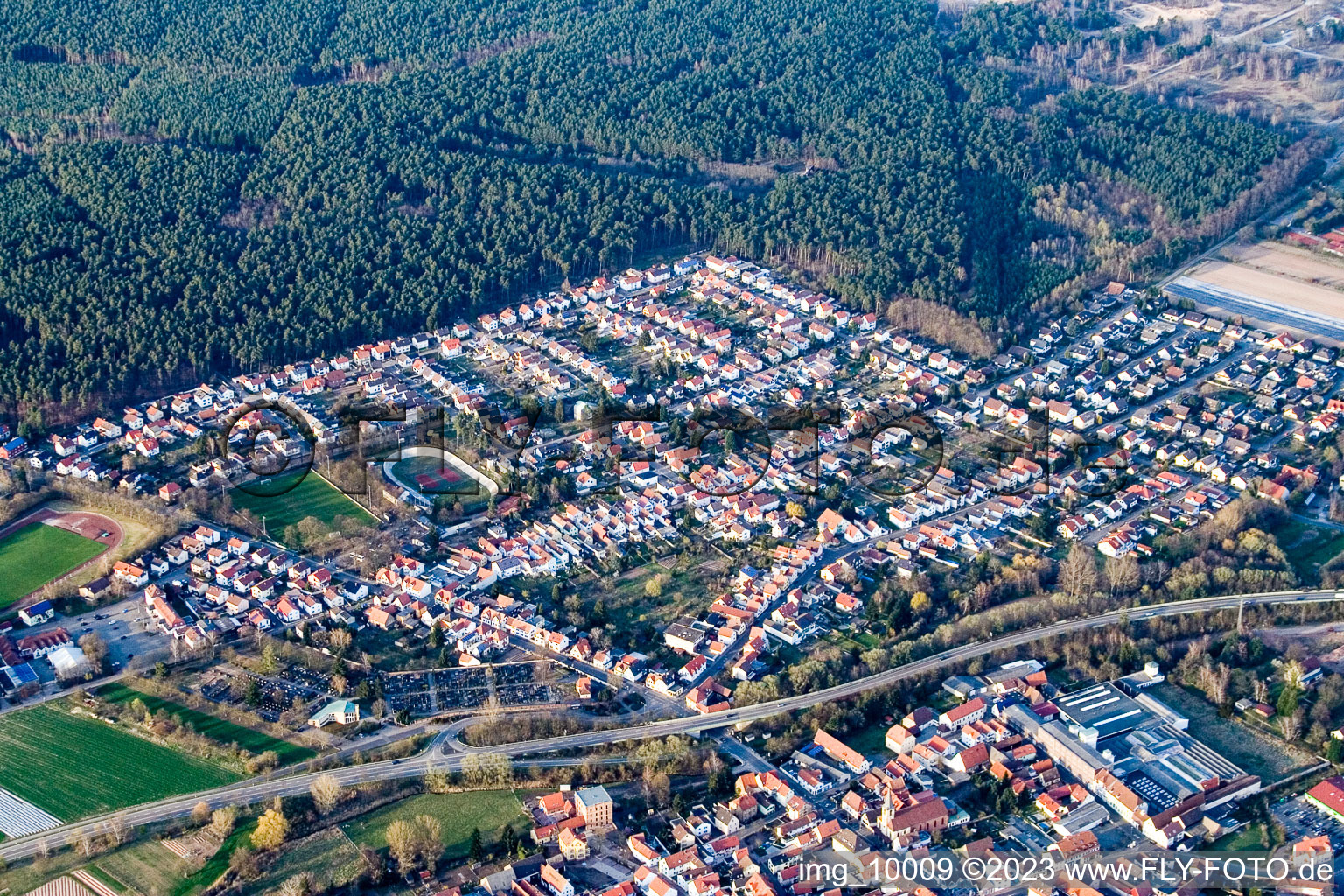 Dudenhofen im Bundesland Rheinland-Pfalz, Deutschland aus der Luft betrachtet